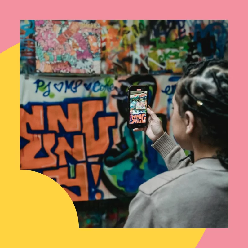 I Wish I Knew That: Social Media